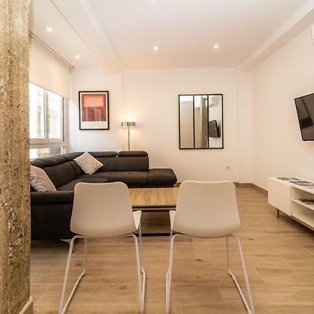 מאלגה Luxury Apartment Soho By Nagoa Homes מראה חיצוני תמונה