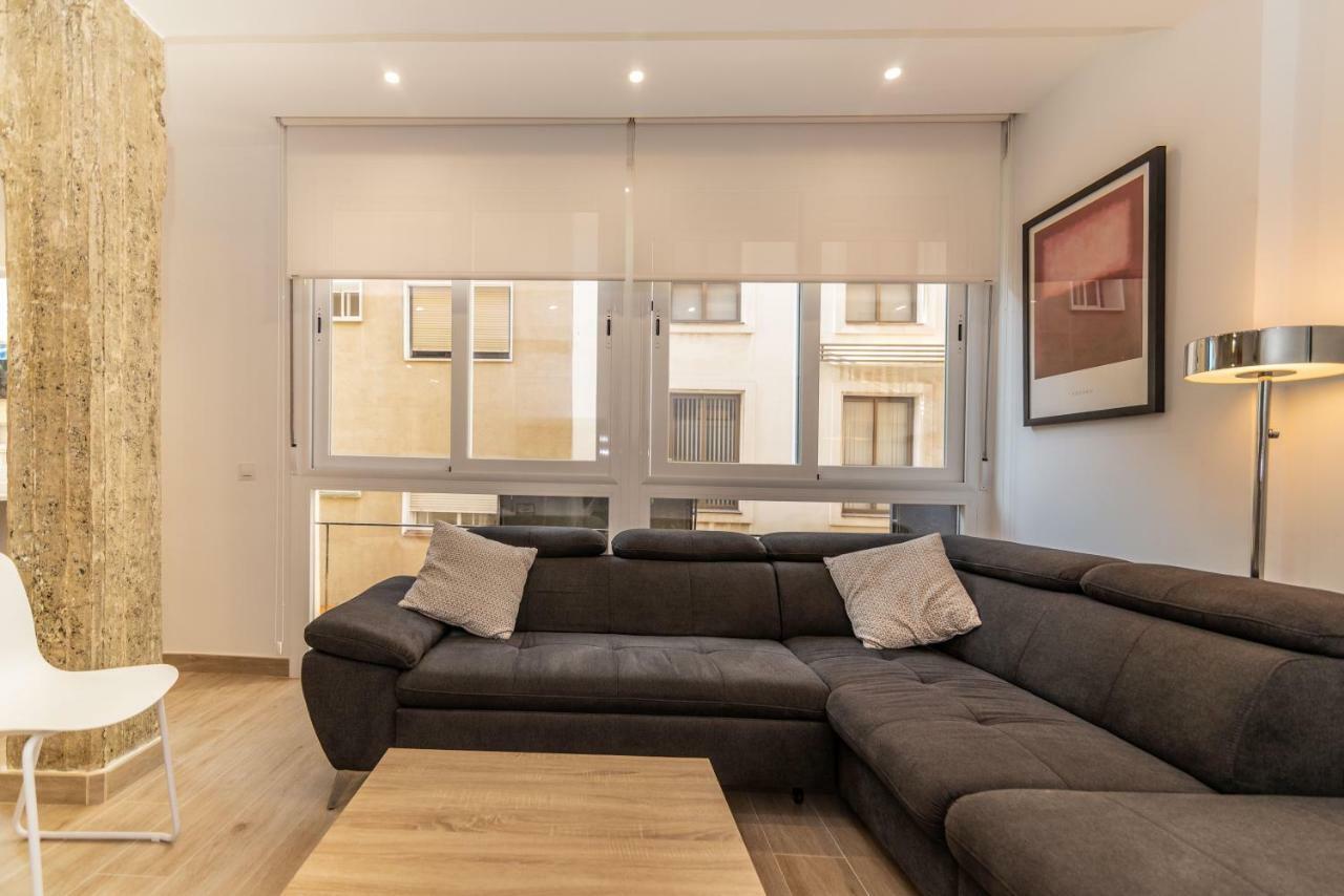 מאלגה Luxury Apartment Soho By Nagoa Homes מראה חיצוני תמונה